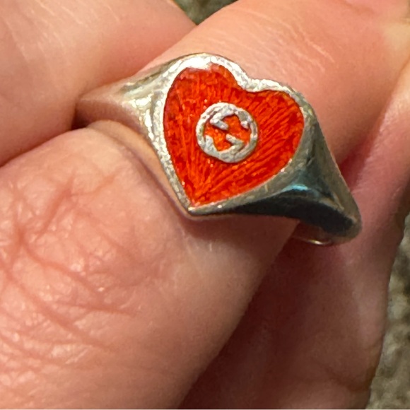 GUCCI Heart ring with interlocking G - Picture 2 of 3
